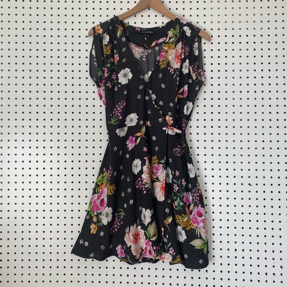 Yumi Kim Cruel Summer Soho Mixer Wrap Dress - Picture 8 of 13